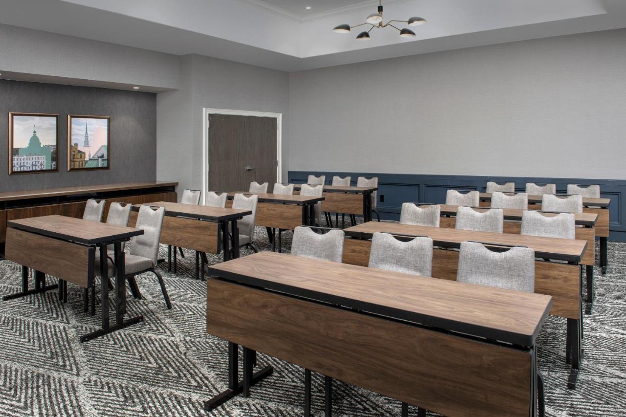 Courtyard By Marriott Savannah Downtown - Historic District Экстерьер фото
