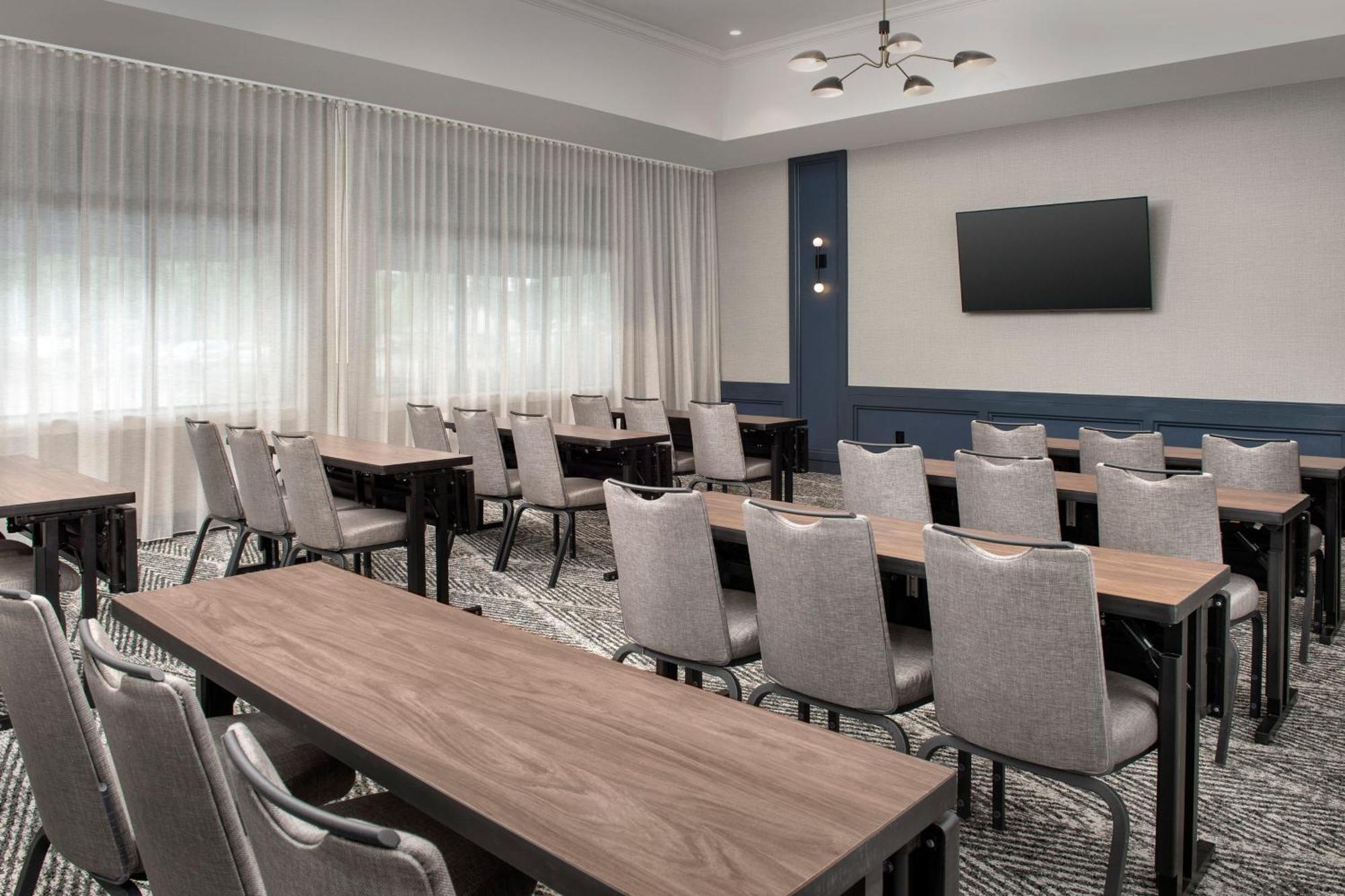 Courtyard By Marriott Savannah Downtown - Historic District Экстерьер фото