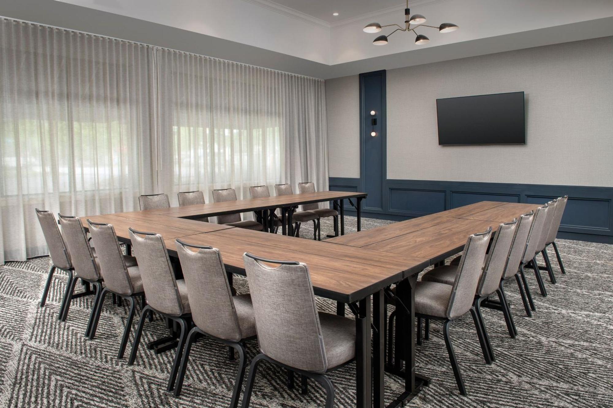 Courtyard By Marriott Savannah Downtown - Historic District Экстерьер фото
