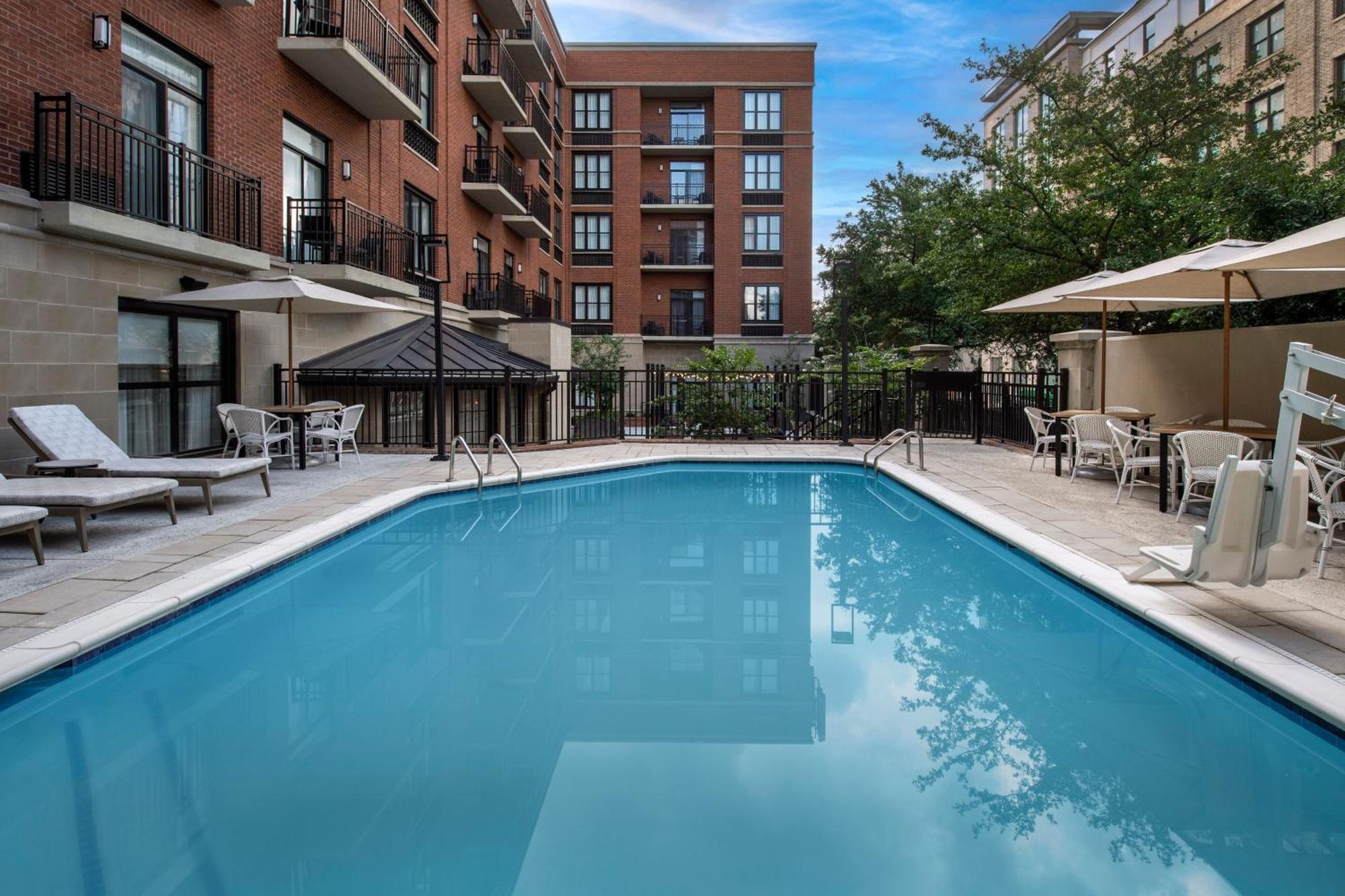 Courtyard By Marriott Savannah Downtown - Historic District Экстерьер фото