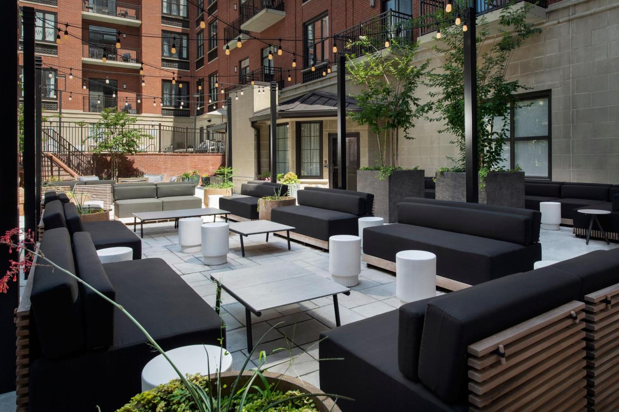 Courtyard By Marriott Savannah Downtown - Historic District Экстерьер фото