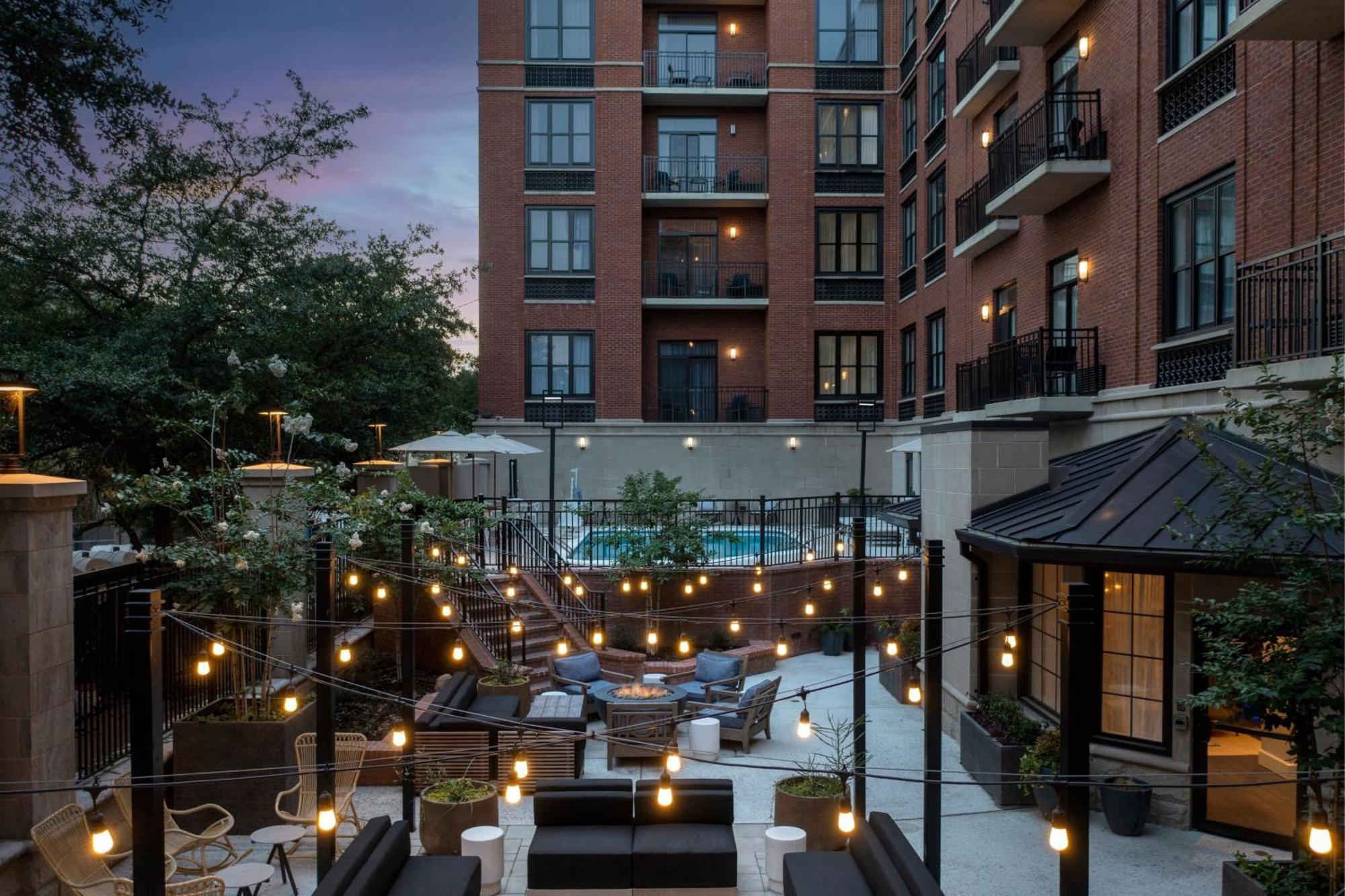 Courtyard By Marriott Savannah Downtown - Historic District Экстерьер фото
