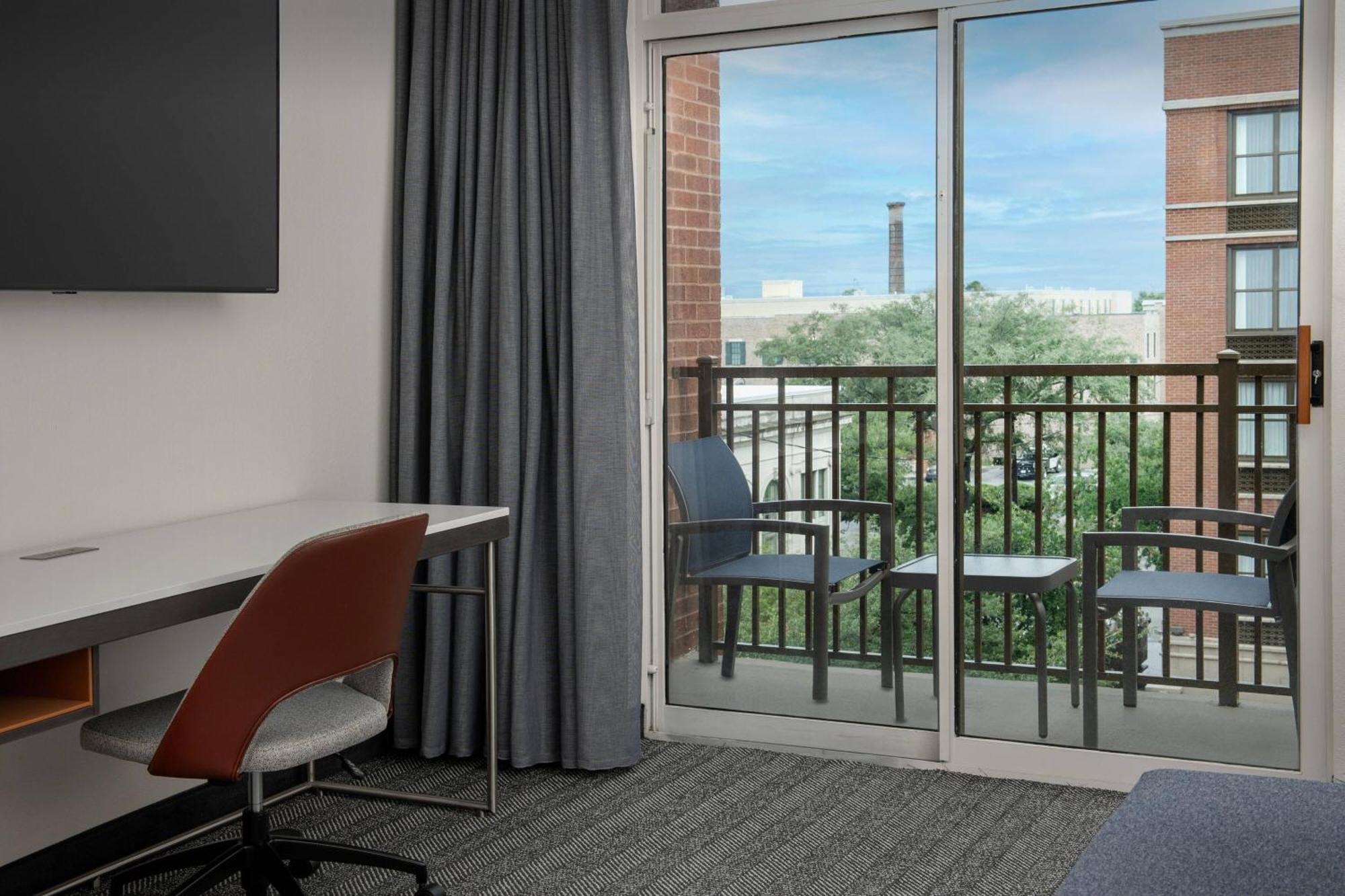 Courtyard By Marriott Savannah Downtown - Historic District Экстерьер фото