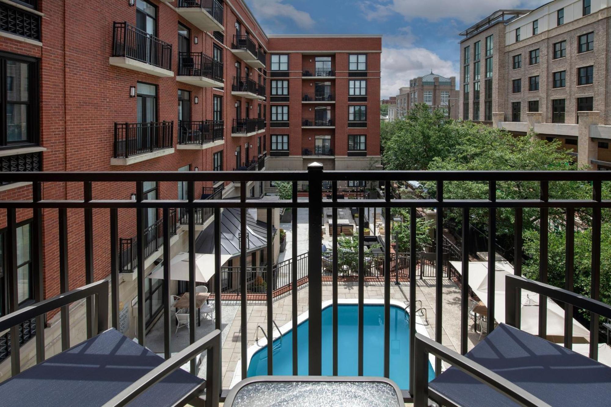 Courtyard By Marriott Savannah Downtown - Historic District Экстерьер фото