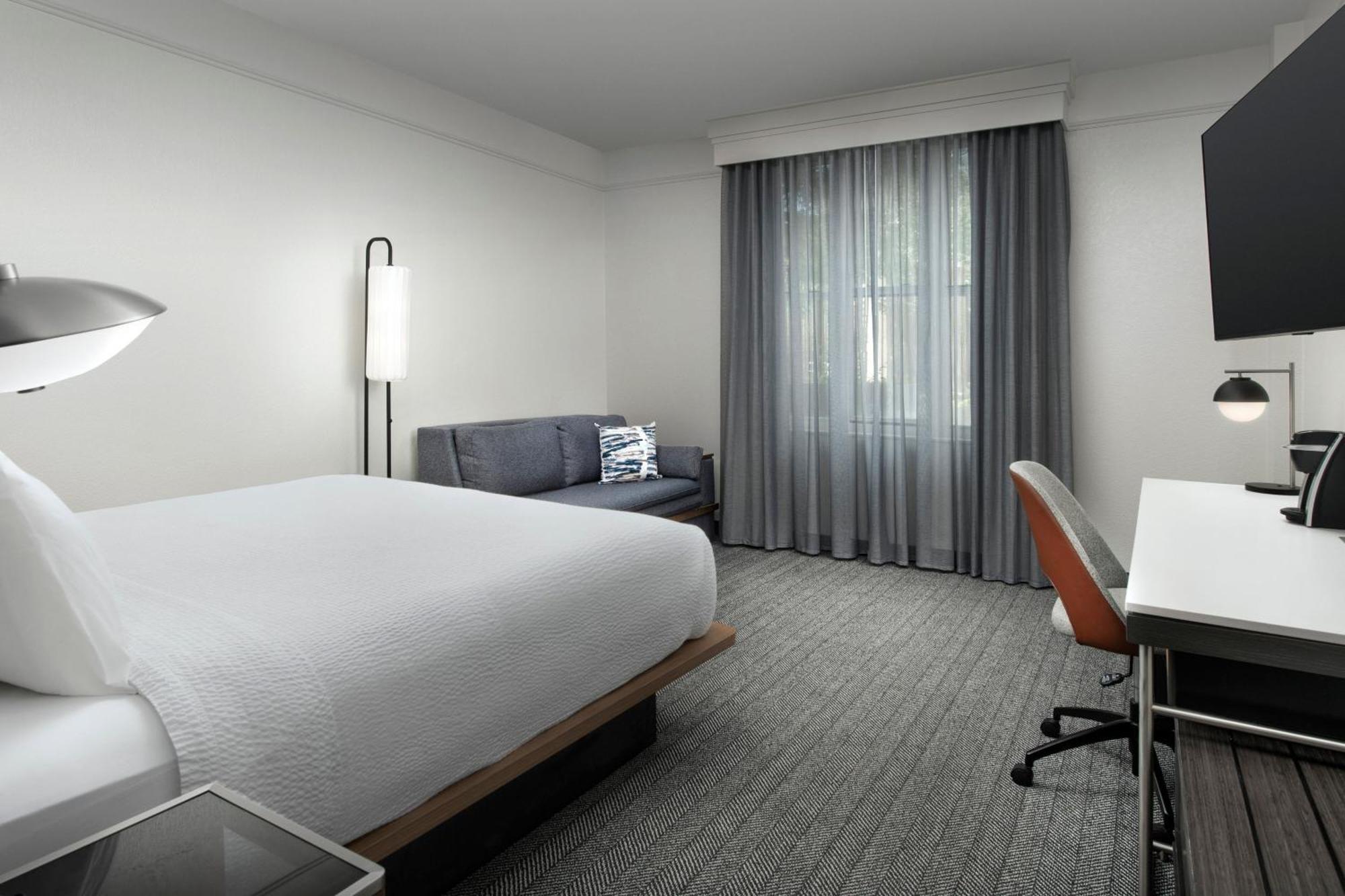 Courtyard By Marriott Savannah Downtown - Historic District Экстерьер фото