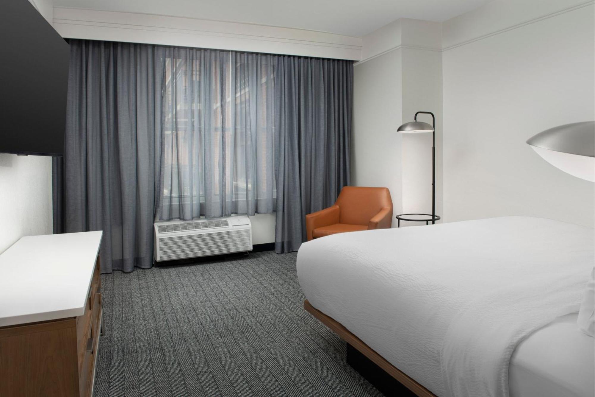 Courtyard By Marriott Savannah Downtown - Historic District Экстерьер фото