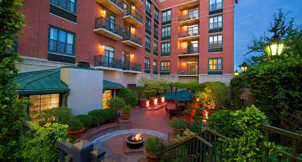 Courtyard By Marriott Savannah Downtown - Historic District Экстерьер фото
